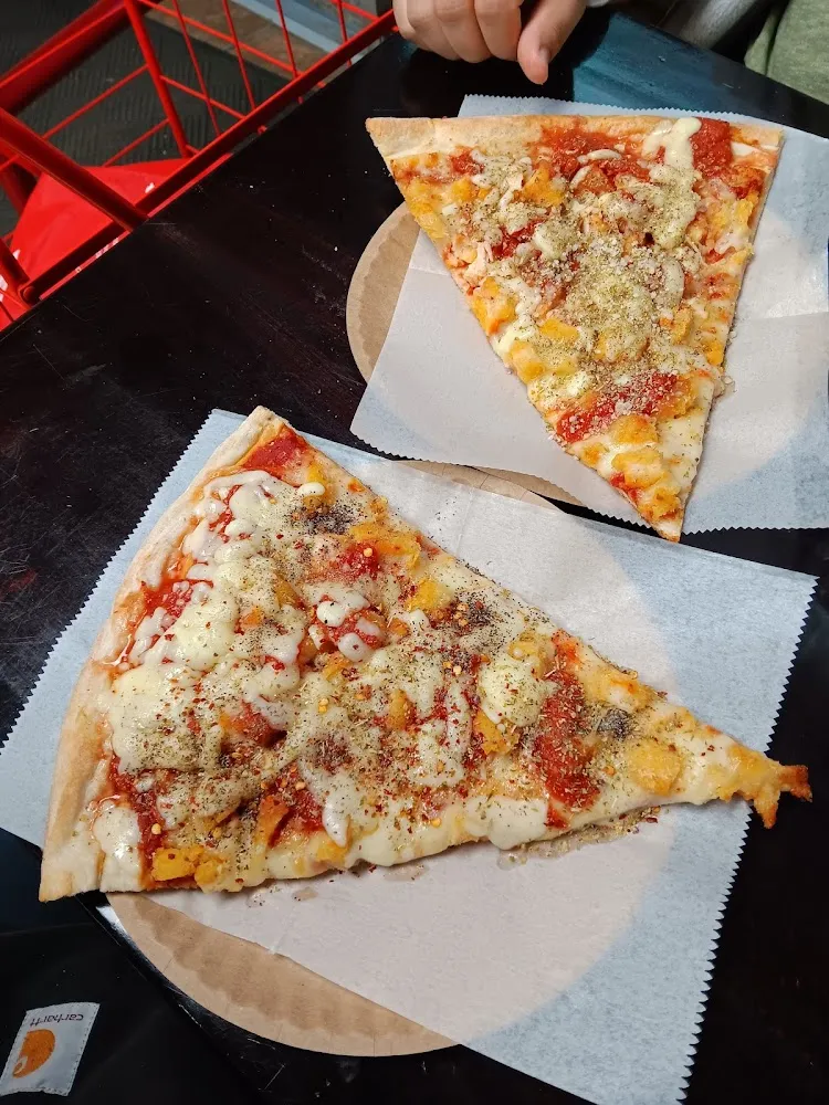 Chicken Slices with Extra Chees and Sauce